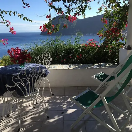 Vista Mare Mela Апартаменты Липари